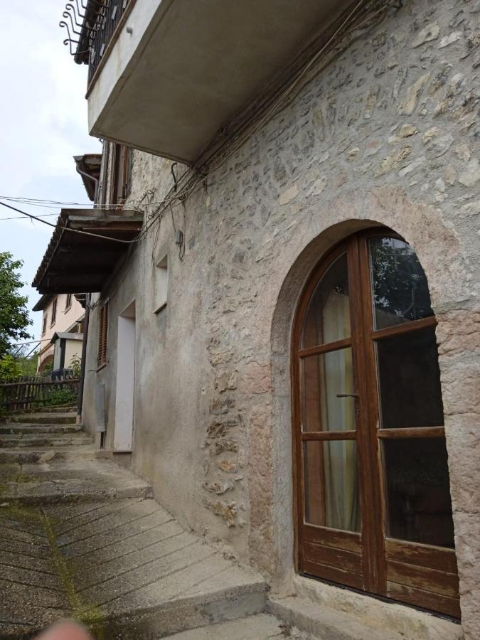 Appartamento Storico A Valle San Martino Di ספולטו מראה חיצוני תמונה