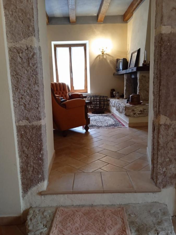 Appartamento Storico A Valle San Martino Di ספולטו מראה חיצוני תמונה